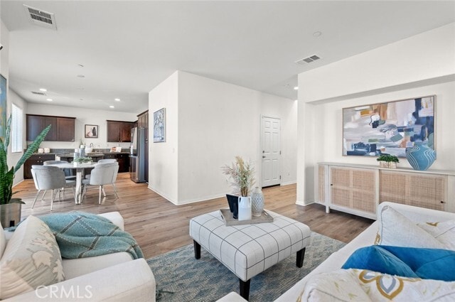 Building Photo - 1406 Girona Dr