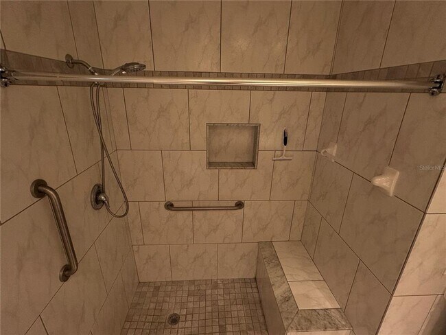 Building Photo - 10659 108th St N