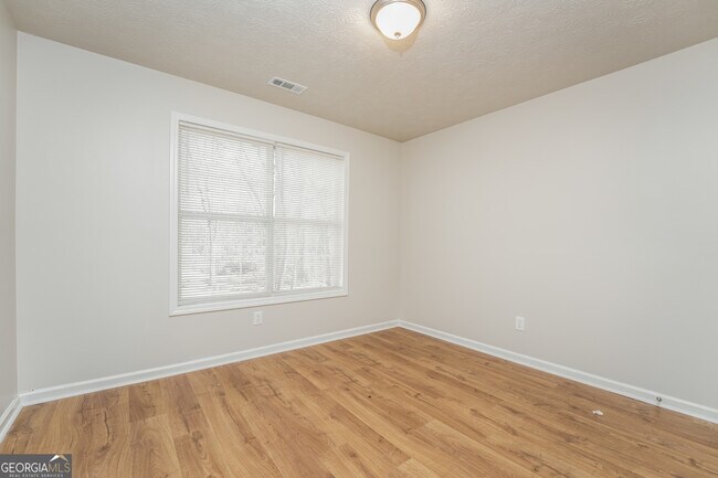 Building Photo - 220 Alcovy Way