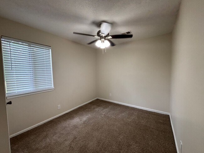 Building Photo - 5 BR/2.5BA | Sprawling Single Family Home | 2-Car Garage | Huge backyard!