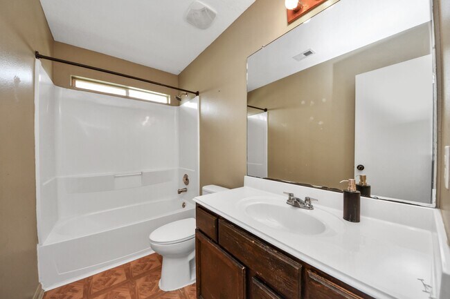 Building Photo - 4006 Wimberley Hollow Ln