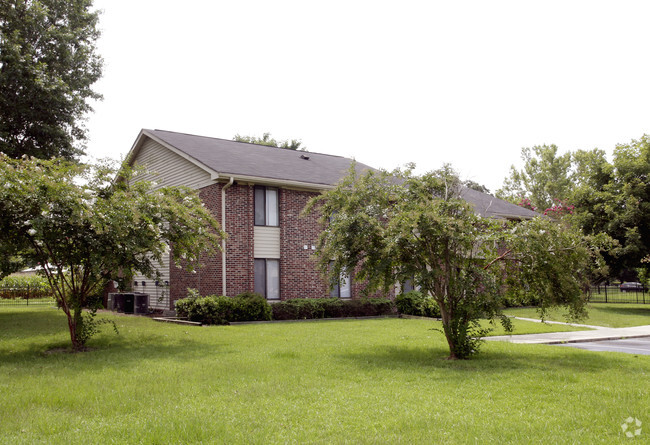 Building Photo - Winfield Apartments