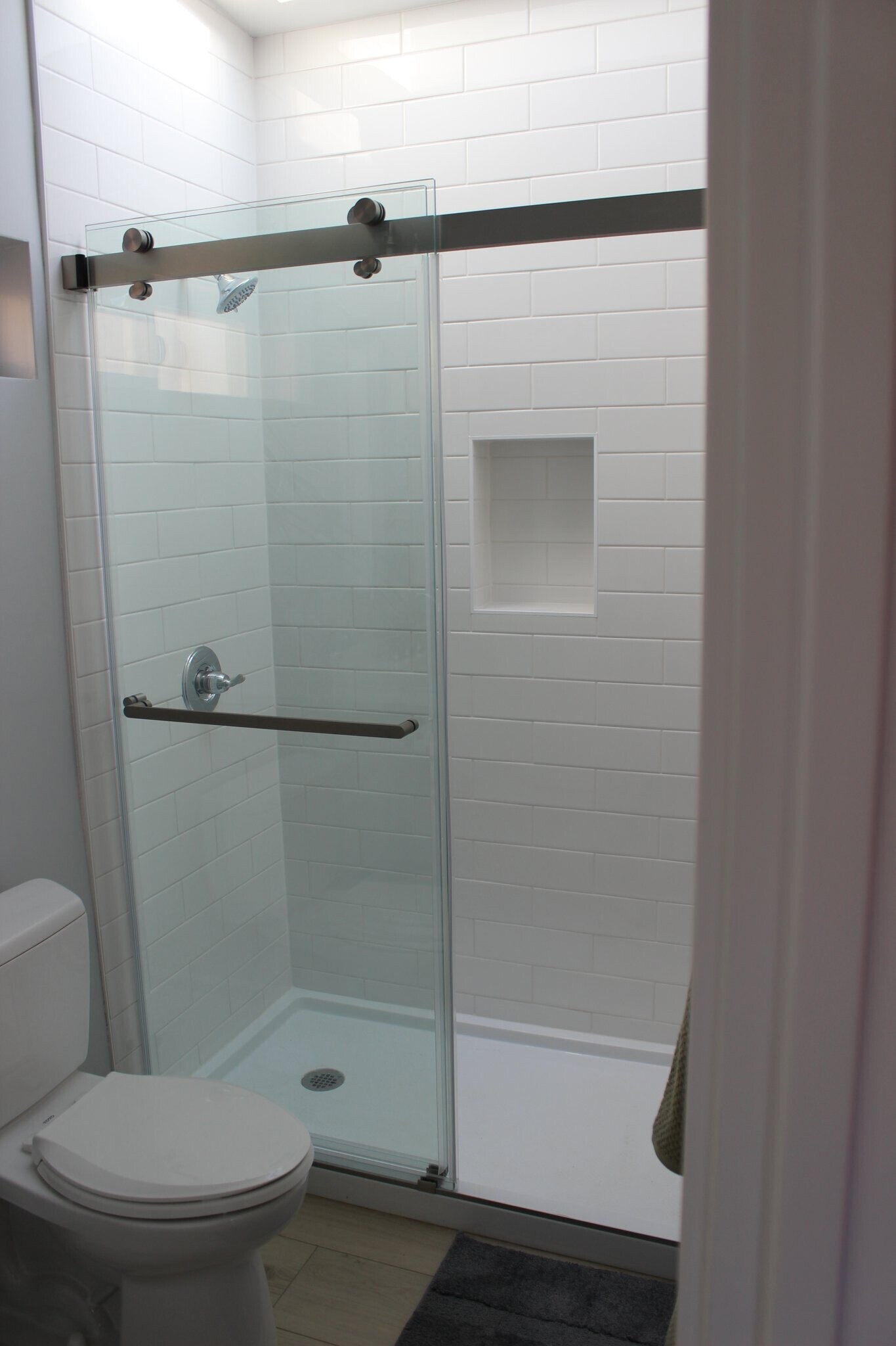 Building Photo - 1637 Grove Rd