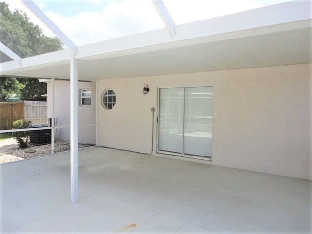 Building Photo - 6203 Venezia Pl