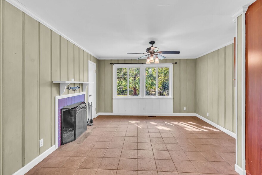 Building Photo - 526 Davidson Rd