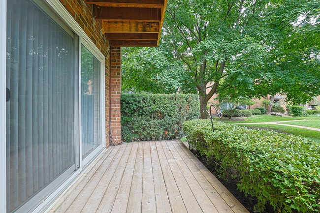 Building Photo - 929 Buccaneer Dr