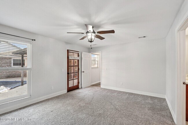 Building Photo - 1854 Lakotna Dr