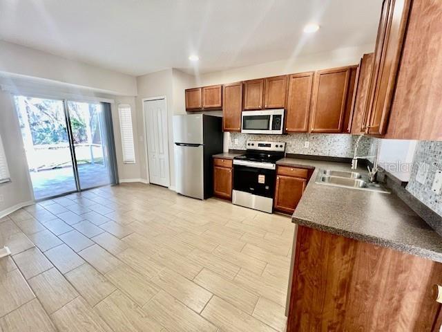 Building Photo - 15633 Stable Run Dr