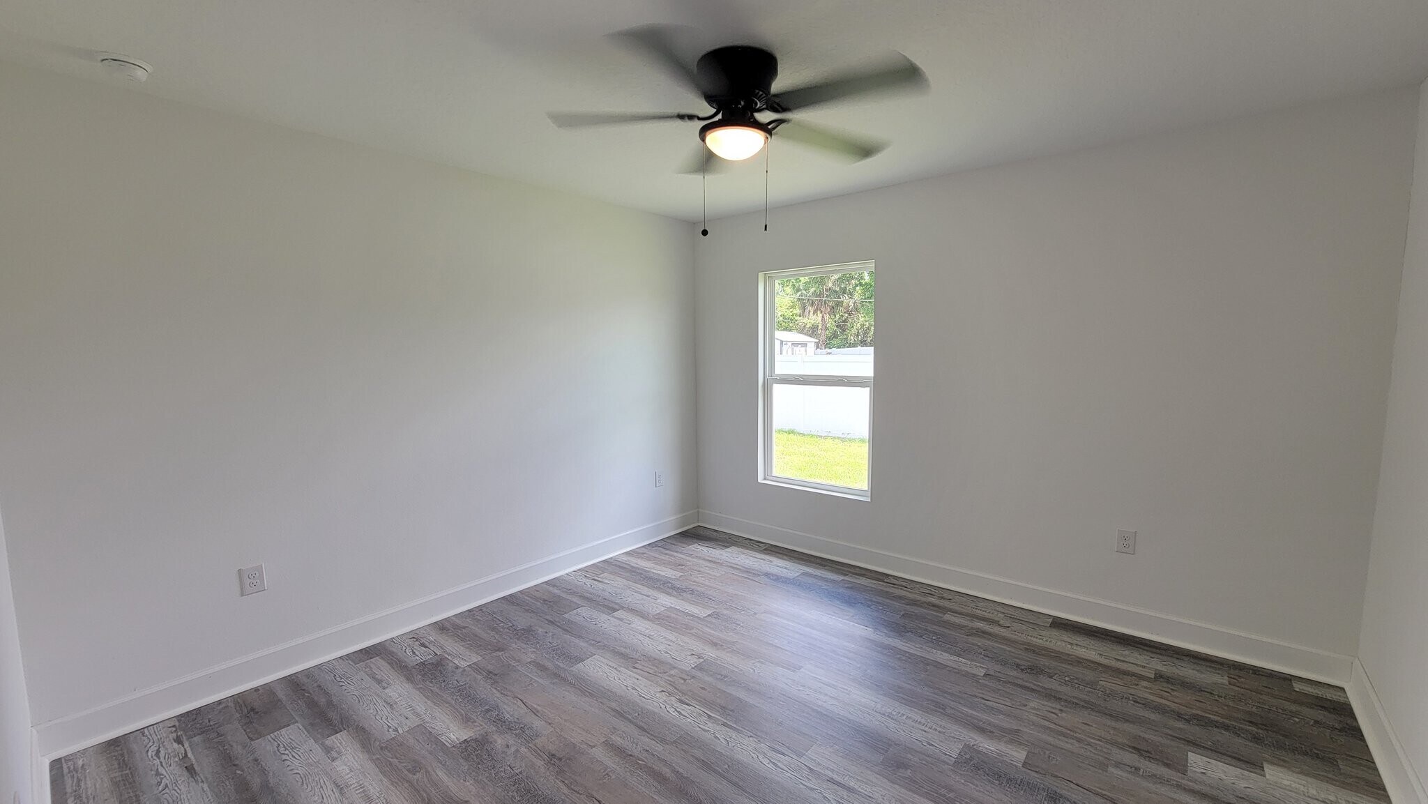 Building Photo - 20422 Dial Ave