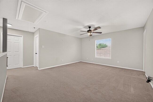 Building Photo - 25346 Barmby Dr