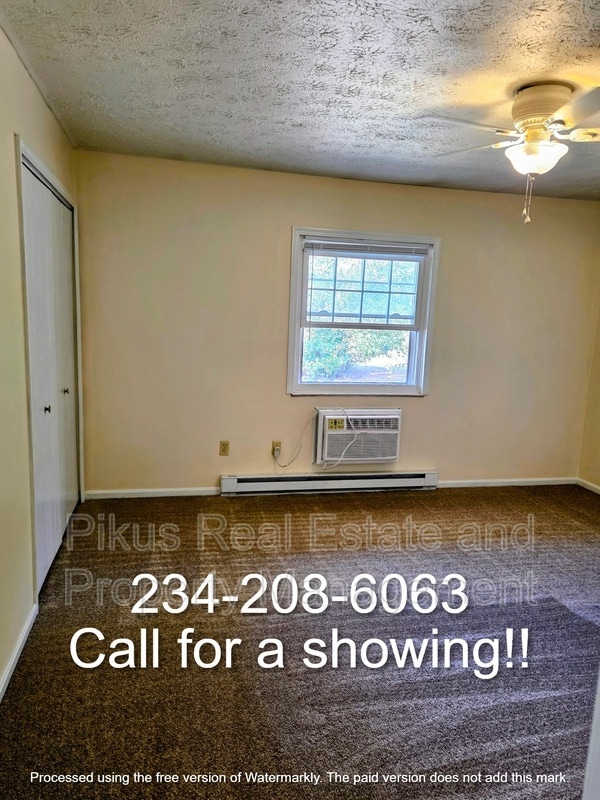 Building Photo - 1040 Smith Kramer St NE