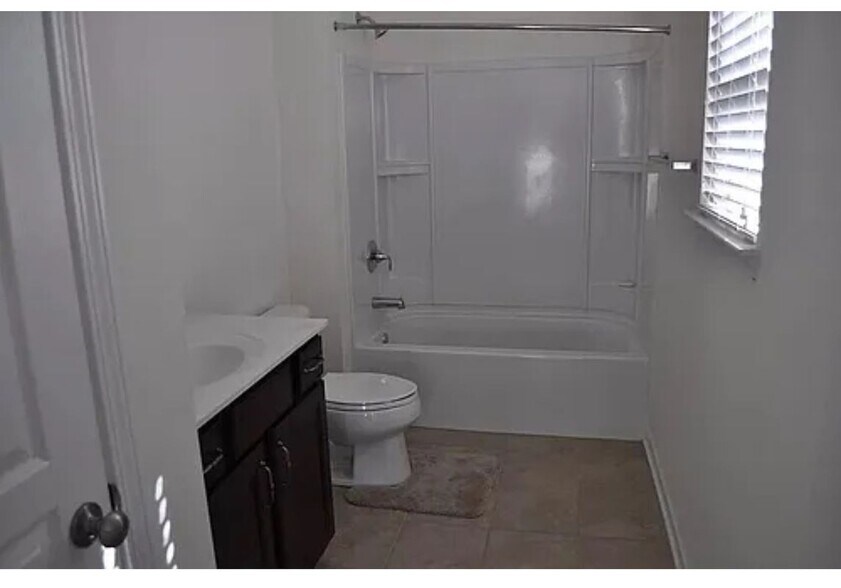Building Photo - 6830 Rocking Horse Ln