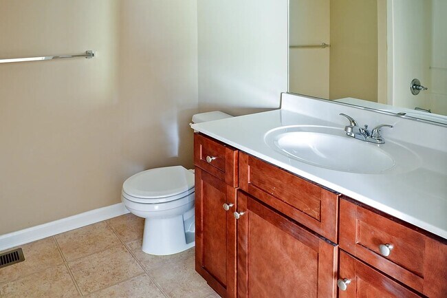 Building Photo - Adderman Point- 2 bed/2.5 bath Apartment