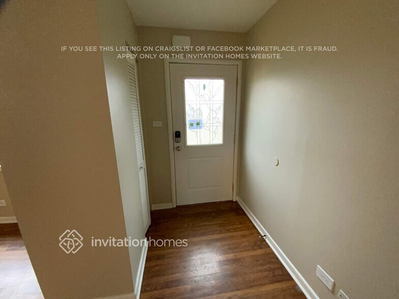 Building Photo - 368 N Biermann Ave