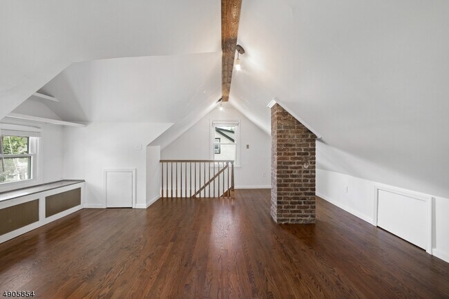 Building Photo - 225 Elmwood Ave