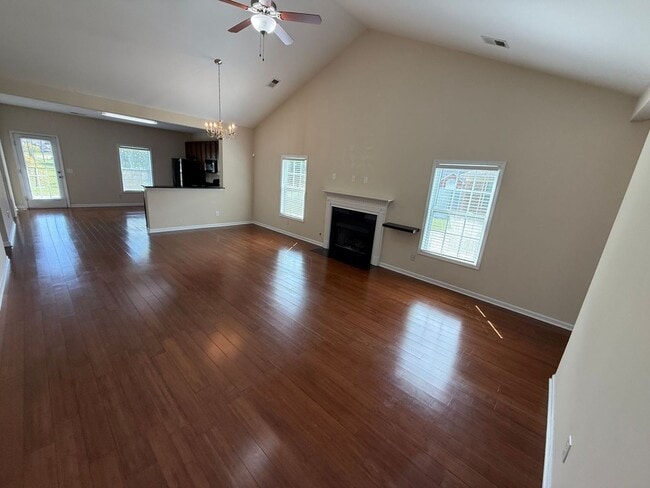 Building Photo - Beautiful Brick Home in Patriot Village!