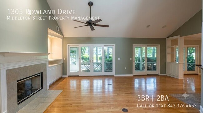 Building Photo - 1305 Rowland Dr
