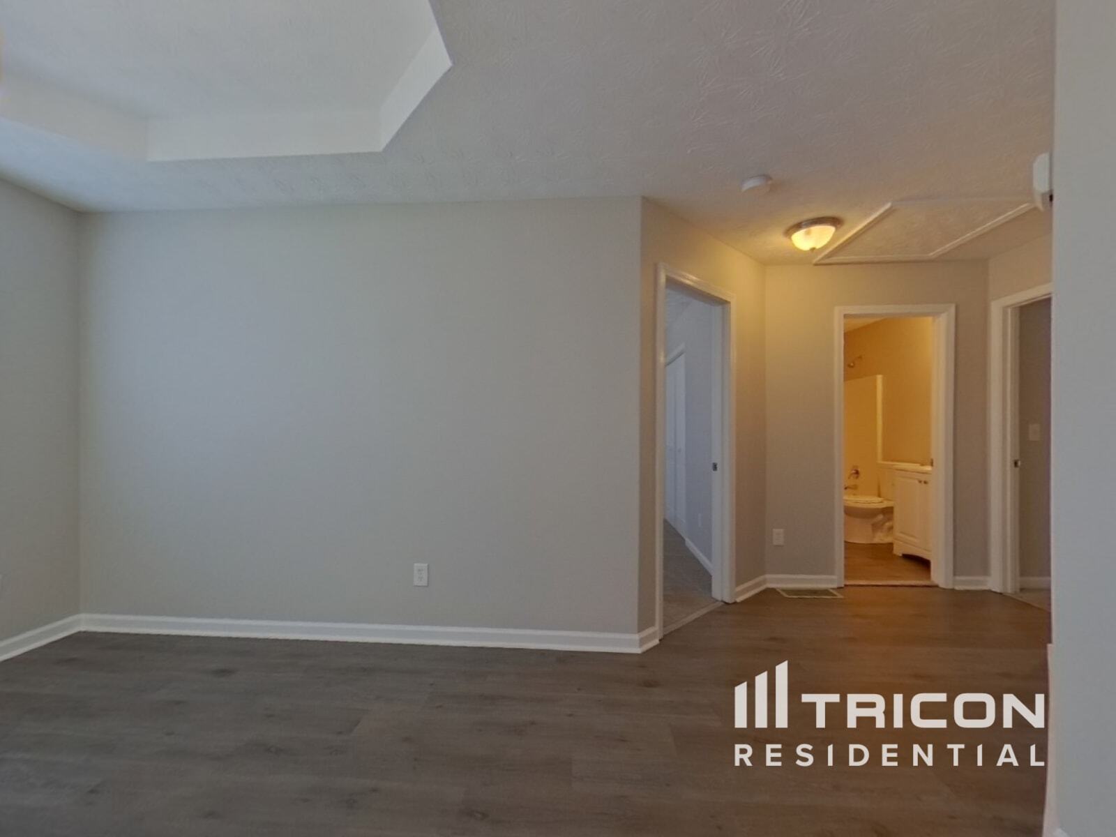 Building Photo - 6821 Hickory Hollow Dr
