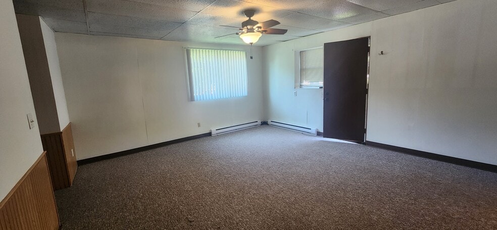 Building Photo - 3841 Cliffside Dr