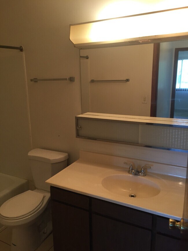 Interior Photo - NORTH AVE. -1740