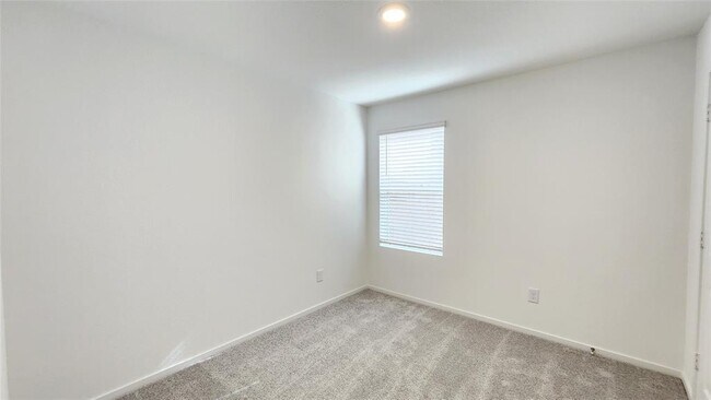Building Photo - 28759 Texas Plns Dr