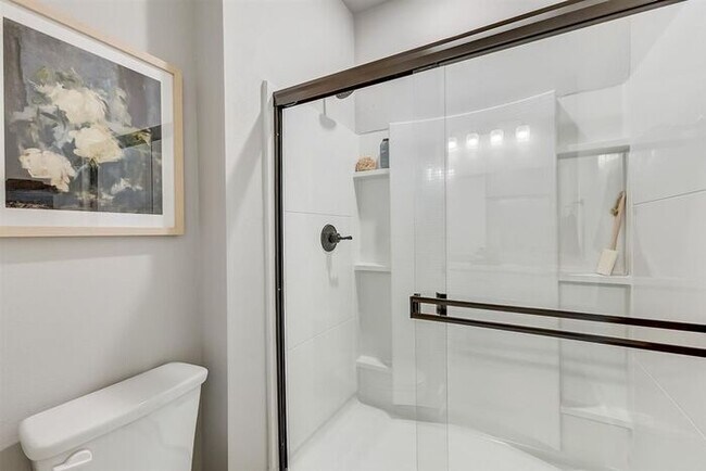 Building Photo - 4816 Claudia Dr