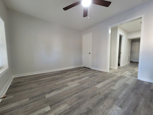 Building Photo - 1409 Beaver St