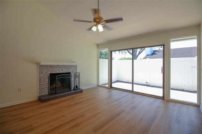 Building Photo - 1537 King Ave