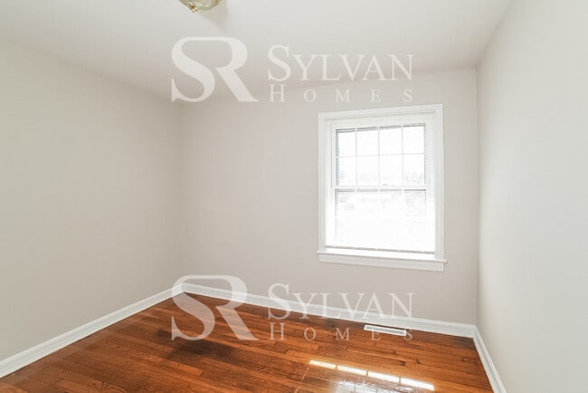 Building Photo - You will love this 3BR Home!