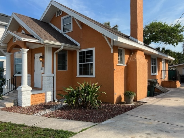 Primary Photo - 430 Goodall Ave