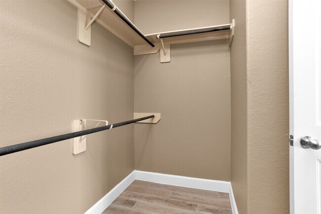 Building Photo - 5219 Rosehill Ridge Ct