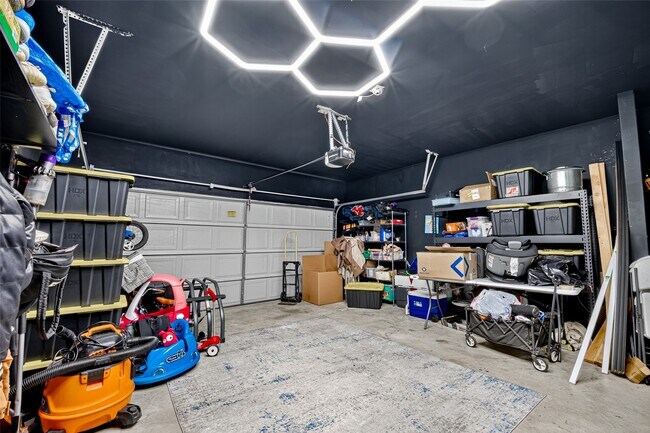 Building Photo - 7031 Hobby Wind Ridge Dr