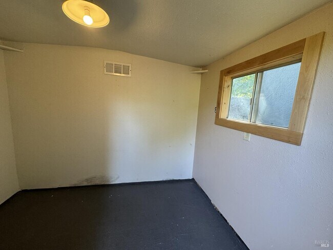 Building Photo - 1080 Los Gamos Rd