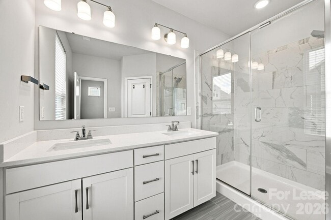 Building Photo - 1205 Kohler Ave
