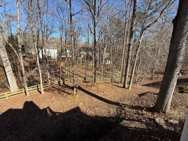 Building Photo - Charming 3 Bedroom Cape Cod