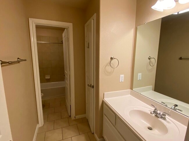 Building Photo - 26226 Bright Dawn Ct