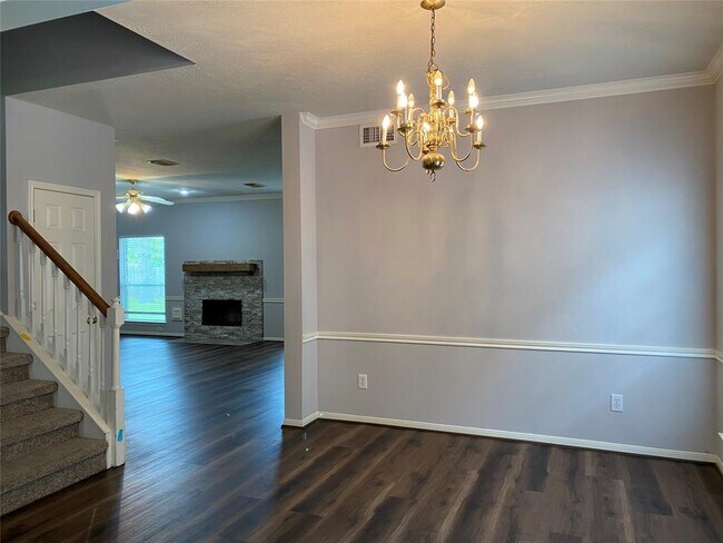 Building Photo - 6403 Portuguese Bend Dr