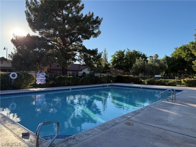 Building Photo - 720 Sea Pines Ln