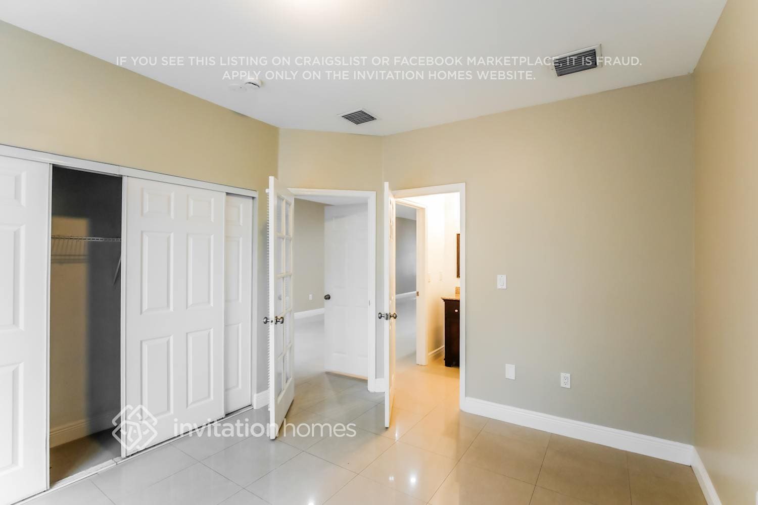 Building Photo - 7663 N Southwood Cir