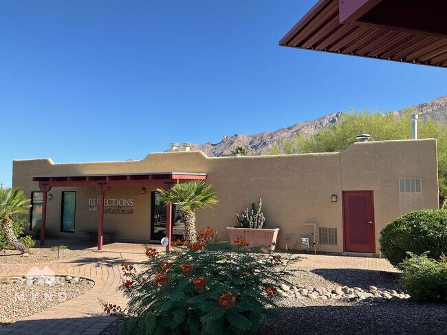 Building Photo - 6255 N Camino Pimeria Alta