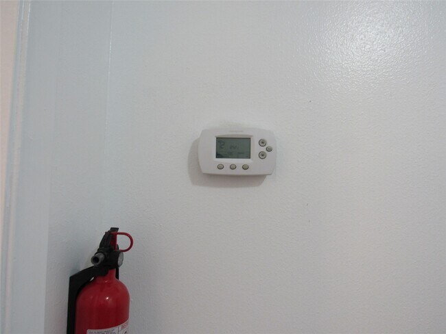 Building Photo - 14351 Torrey Chase Blvd