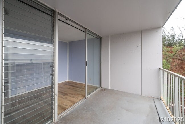 Building Photo - $2600 /1 Bed/ 1 Bath/ 1 Parking IN MILILANI