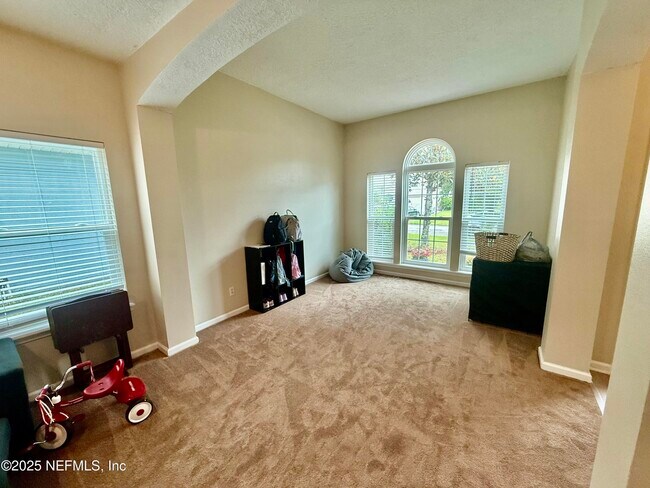 Building Photo - 1149 Carmona Pl