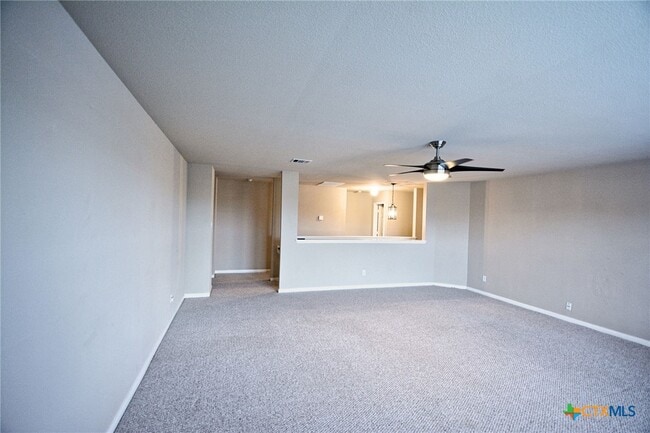 Building Photo - 2065 Dove Crossing Dr