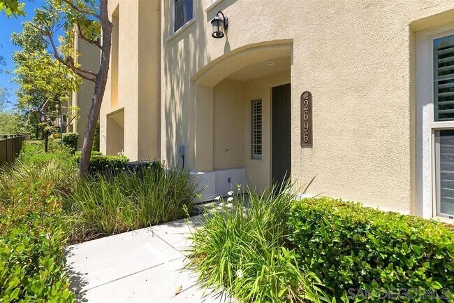 Building Photo - 2696 Escala Cir