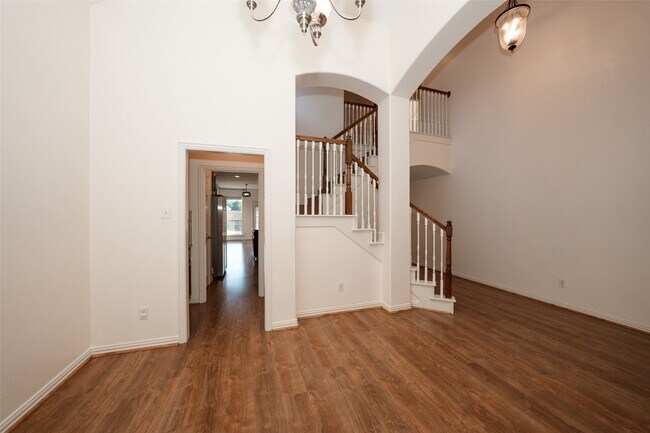 Building Photo - 4426 Greenwood Trace Ln