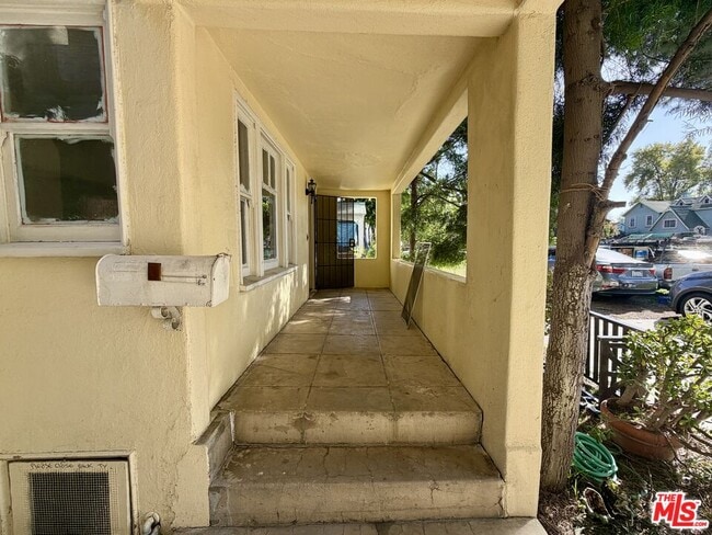 Building Photo - 14119 Erwin St