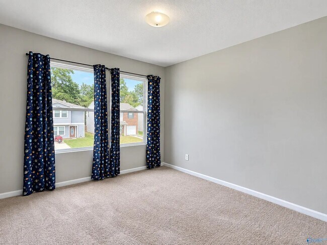 Building Photo - 126 Sedgewick Dr