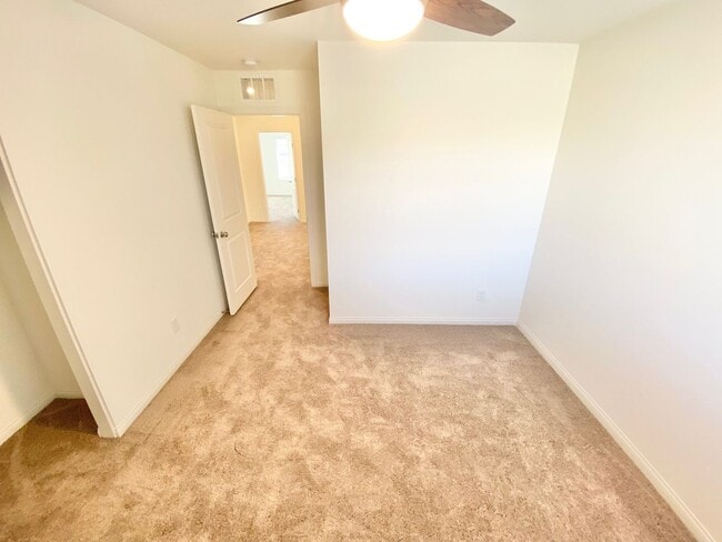 Building Photo - STUNNING BRAND NEW 3 BEDROOMS 2.5 BATHROOMS TWO STORY TOWNHOUSE WITH 2 CAR GARAGE