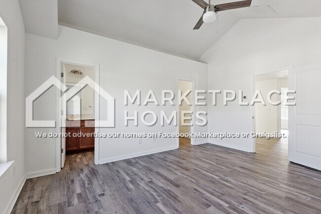 Building Photo - 4749 Bryn Athyn Court